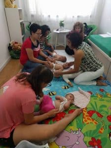 במפגש אימהות בקורס מדריכות לעיסוי תינוקות בללדת סניף חיפה